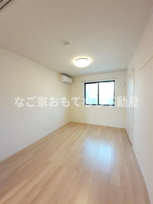 【寝室】 | ジェルメⅡ