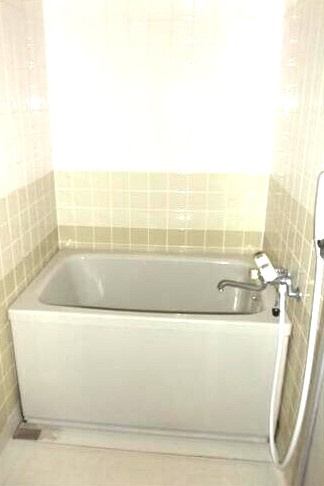 エステート藤薮の浴室