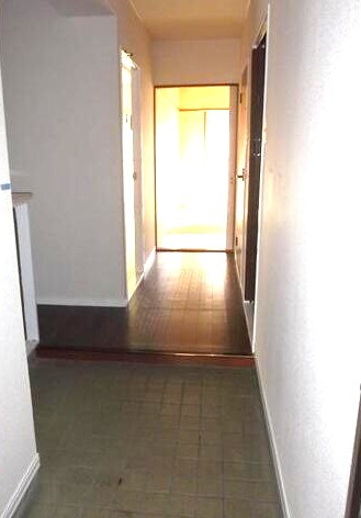 エステート藤薮の玄関