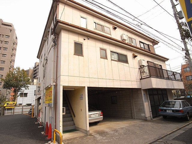 フォレスト坂本駐車場の外観