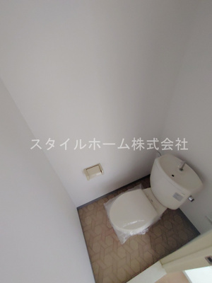 【トイレ】 | タウニィ吉川A | イメージ写真です。