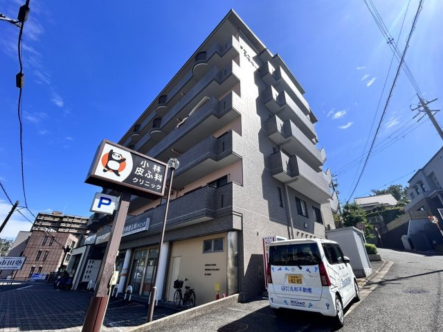 タワーアラモード