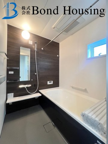 WIC等収納豊富・設備も充実　本多聞　全2棟　2号棟の浴室