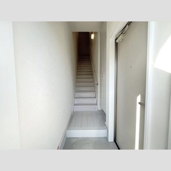 Mirum Maison(V)の玄関