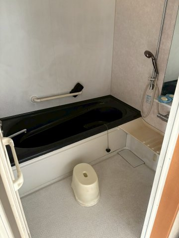 中古住宅（店舗付き）　帯広市東5条南21丁目の浴室