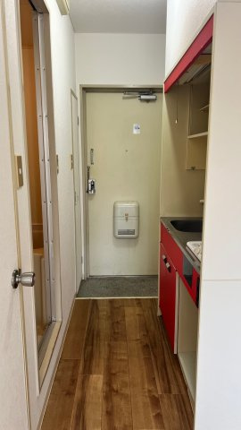 ロイヤルシャトー藤井寺Ⅱの玄関