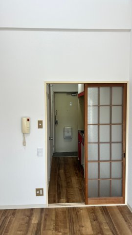 ロイヤルシャトー藤井寺Ⅱの玄関