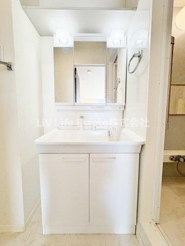 ヴィラフォーシーズンズの洗面所|※同仕様写真