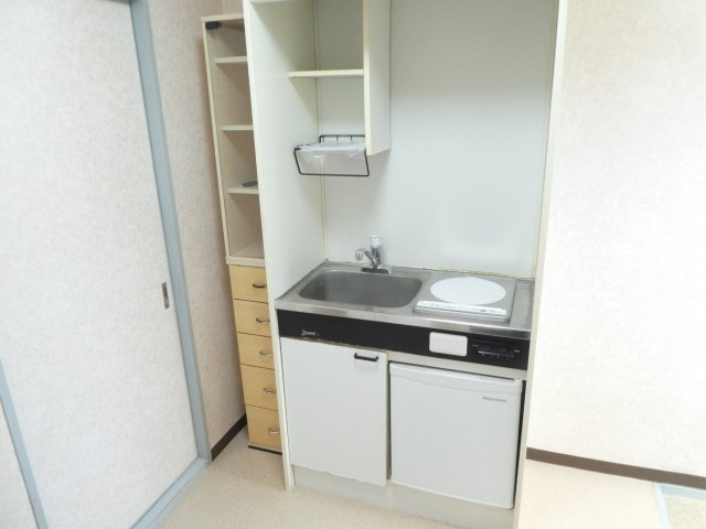 鶴居荘A棟のキッチン