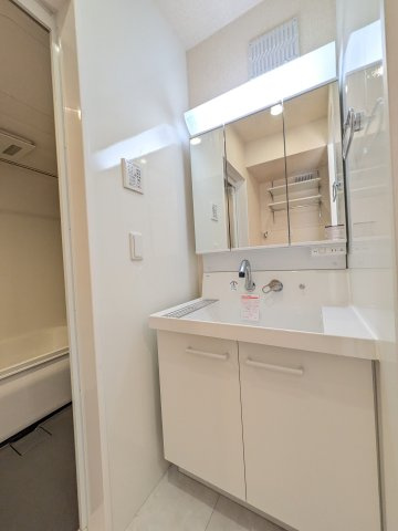 センチュリーハイムすみよし台 Ⅵの洗面所