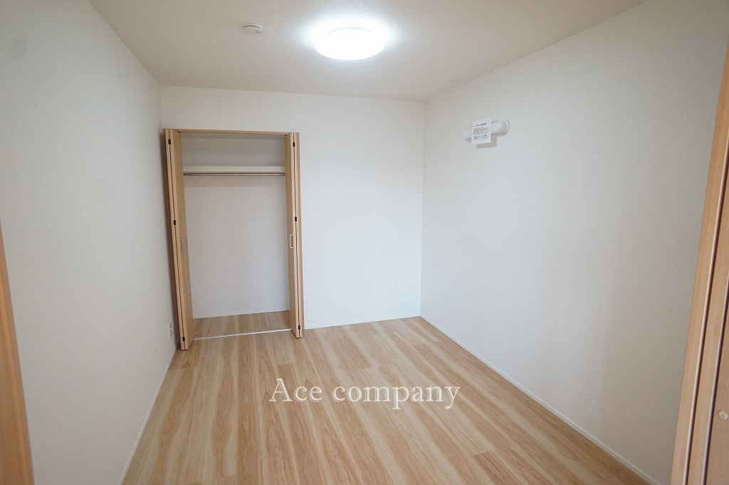 【寝室】の画像