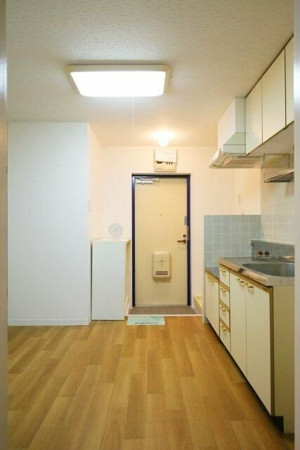 サザンパレス西日暮里の玄関