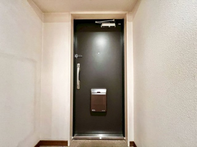 【玄関】 | レックスガーデン堺東 | 玄関にシューズボックスが置けるスペースありますよ！お好きなシューズボックスを置けますね♪玄関周りもスッキリ片付きますね！