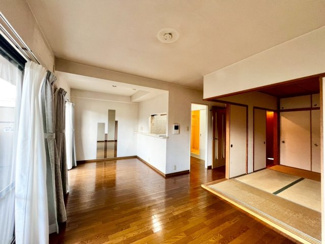 【居間・リビング】 | レックスガーデン堺東 | ◆現地案内会開催中◆もちろん、当日のご連絡でも対応可能です♪ご自宅にお迎えも可能です！