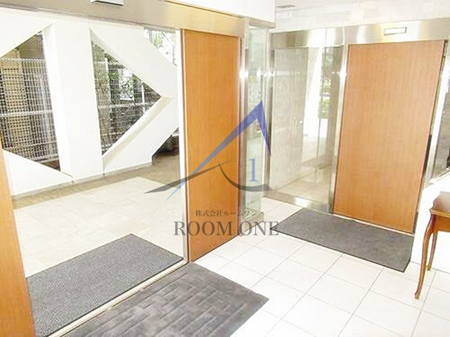 カテリーナ代々木プレイスのエントランス|エントランスです。