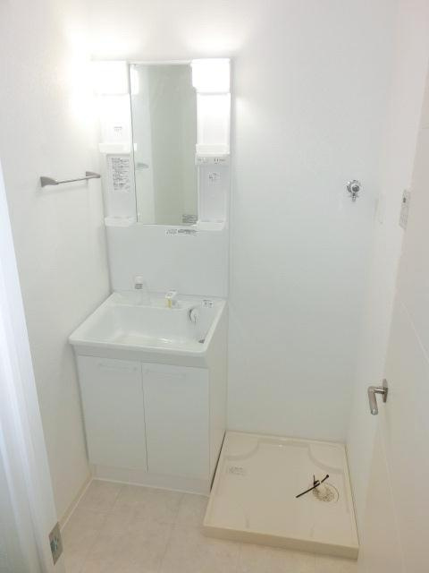 イリゼ松庵の洗面所|★シャンプードレッサー付き洗面台です♪