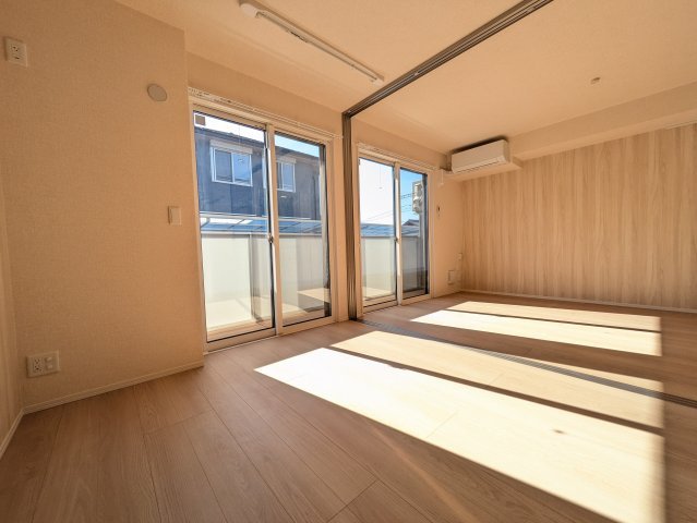 センチュリーハイムすみよし台 Ⅴの洋室