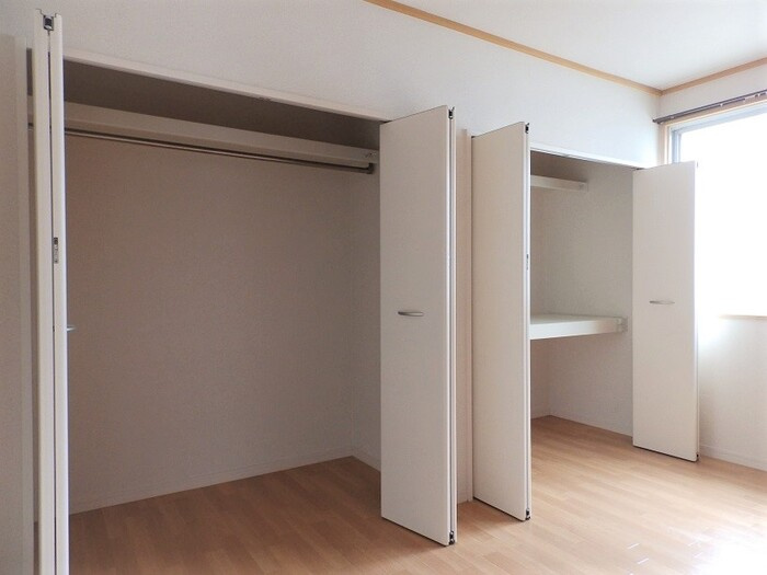 ゼフィランテスC棟の収納