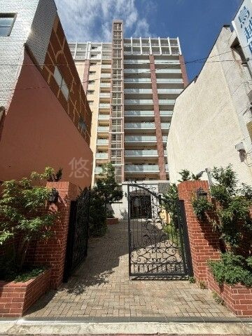 福岡市博多区銀天町１丁目の賃貸マンションのエントランス