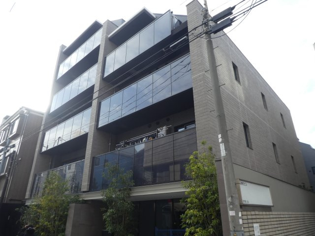 新築分譲賃貸です。