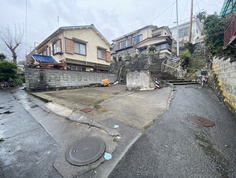 湯河原町　吉浜の前面道路含む現地写真
