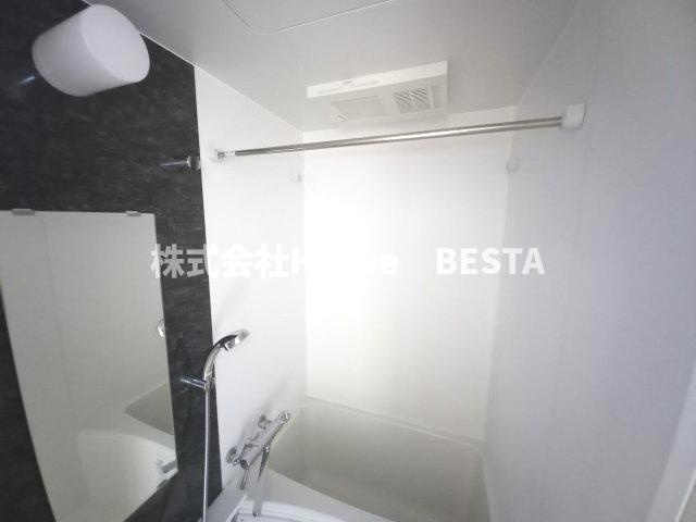 プレサンス神戸水木通ルミエスの浴室