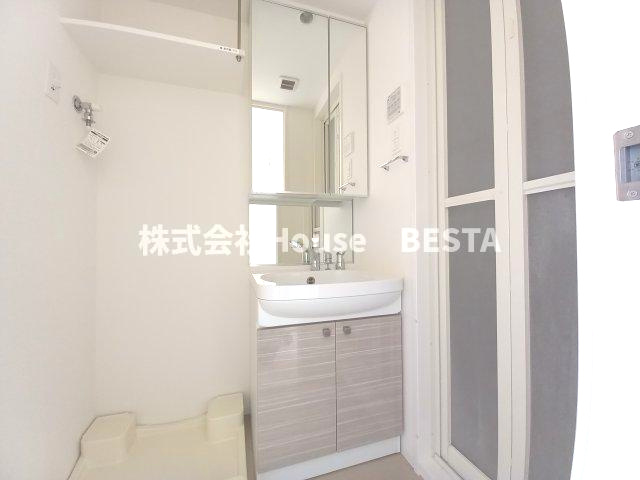 プレサンス神戸水木通ルミエスの独立洗面台