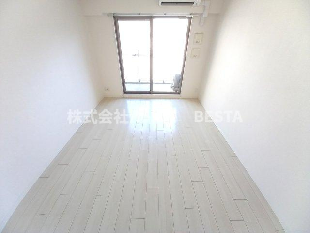 プレサンス神戸水木通ルミエスの和室