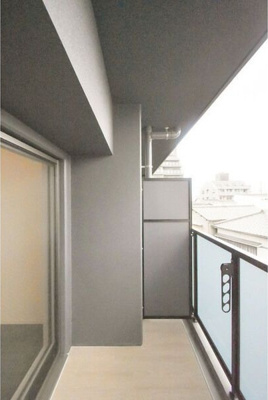 【バルコニー】 | アドバンス大阪ビヤン