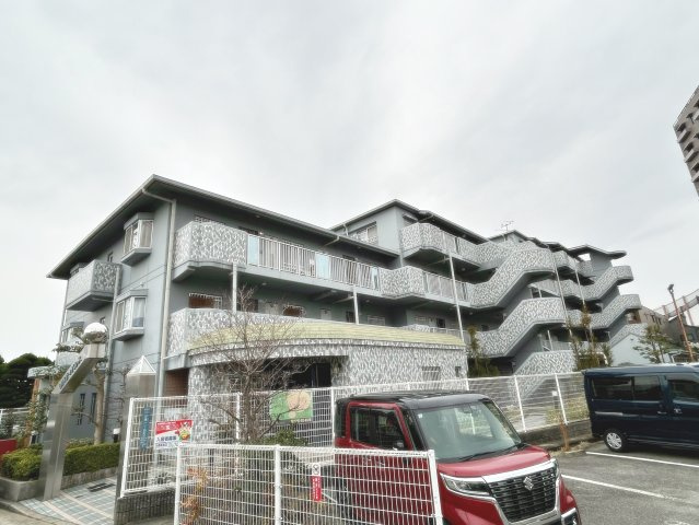 リバティパレス