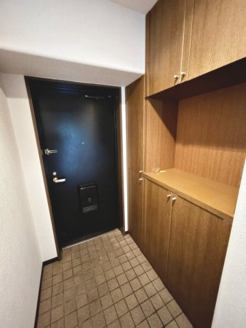 リバティパレスの玄関