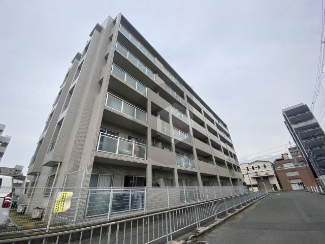 Courregesの外観