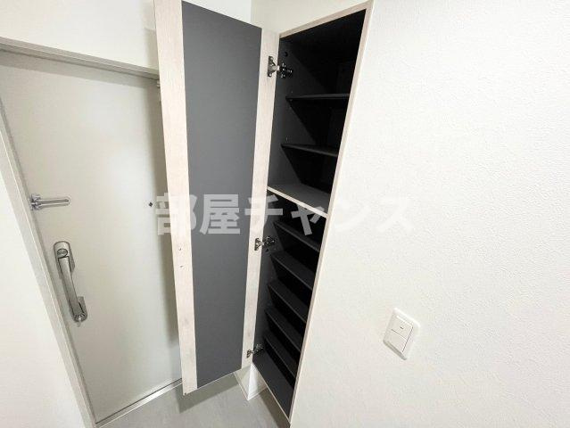 ラ・プレス新栄の収納|大きなスペースがあり、収納には困りません