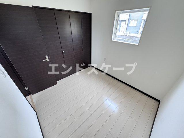 Emerald squareの居間・リビング|高崎、前橋、伊勢崎エリアのお部屋探しはエンドスケープまで！お客様の理想お聞かせ下さい♪