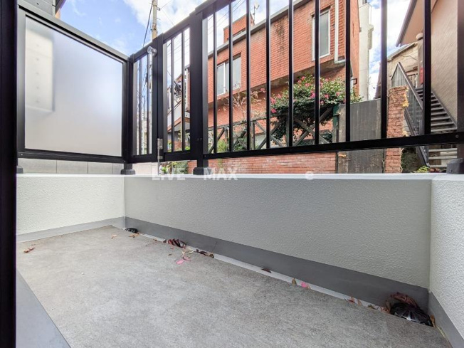 【バルコニー】HJクラウンⅠ