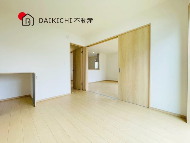 【洋室】 | 久喜青毛1丁目6番　新築戸建　全4棟　D号棟