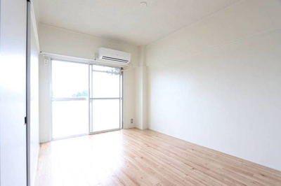 【居間・リビング】 | ビレッジハウス泉野3号棟 | ビレッジハウスの同一物件・同一タイプの間取りの写真です