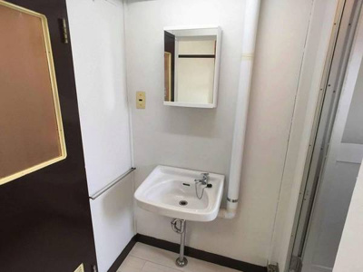 【洗面所】 | ビレッジハウス泉野3号棟 | ビレッジハウスの同一物件・同一タイプの間取りの写真です