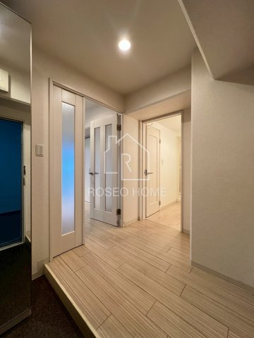 アバンダント釣鐘の玄関