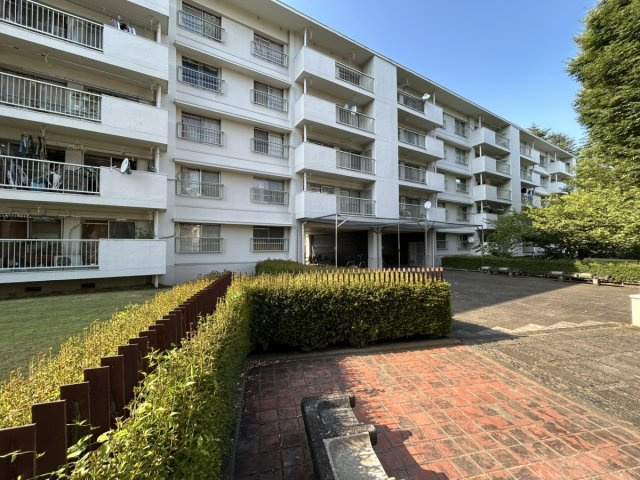 府中日鋼団地 12号棟 102号室の外観|外観です