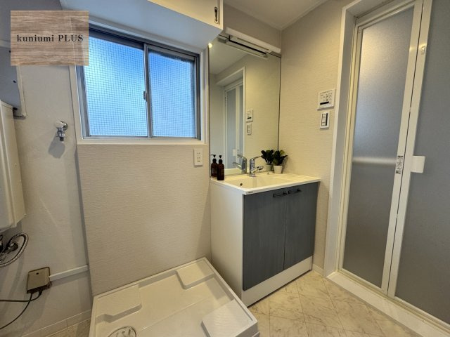 プレジデント城東の洗面所