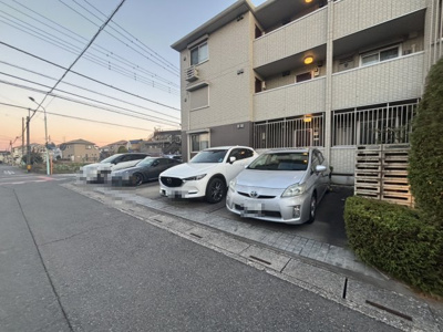 【駐車場】 | ルーエ本郷