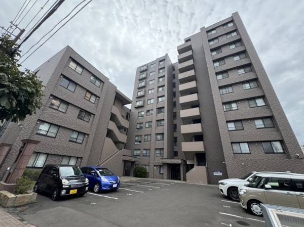 ファミール豊平公園ステーションガーデンの画像