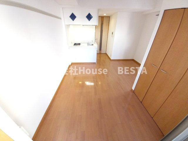 プレサンス神戸駅前グランツの寝室