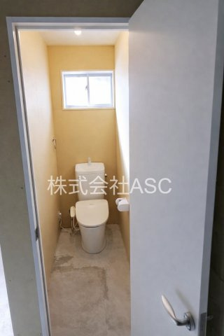 東大阪市衣摺貸し倉庫のトイレ