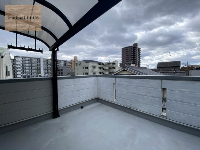 大阪市旭区大宮4丁目のバルコニー