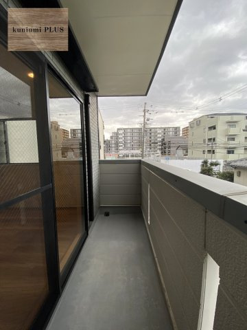 大阪市旭区大宮4丁目のバルコニー