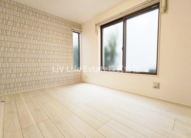 バーミープレイスひばりヶ丘 の居間・リビング