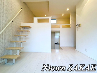 【内装】 | アークラヴィータ | 明るい色調の室内です