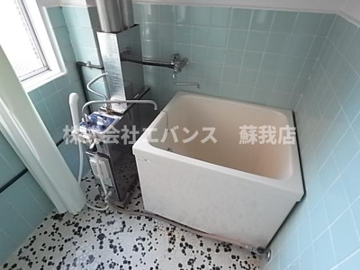 【浴室】 | レジデンシア本千葉 | コンパクトで使いやすいお風呂です